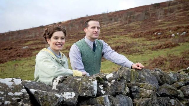 亚李·爸爸两个大盗