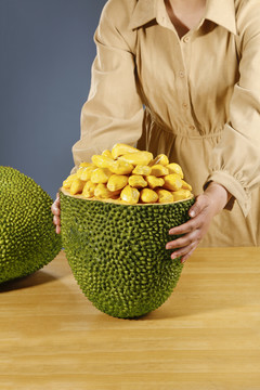 侠女十三妹 推荐视频