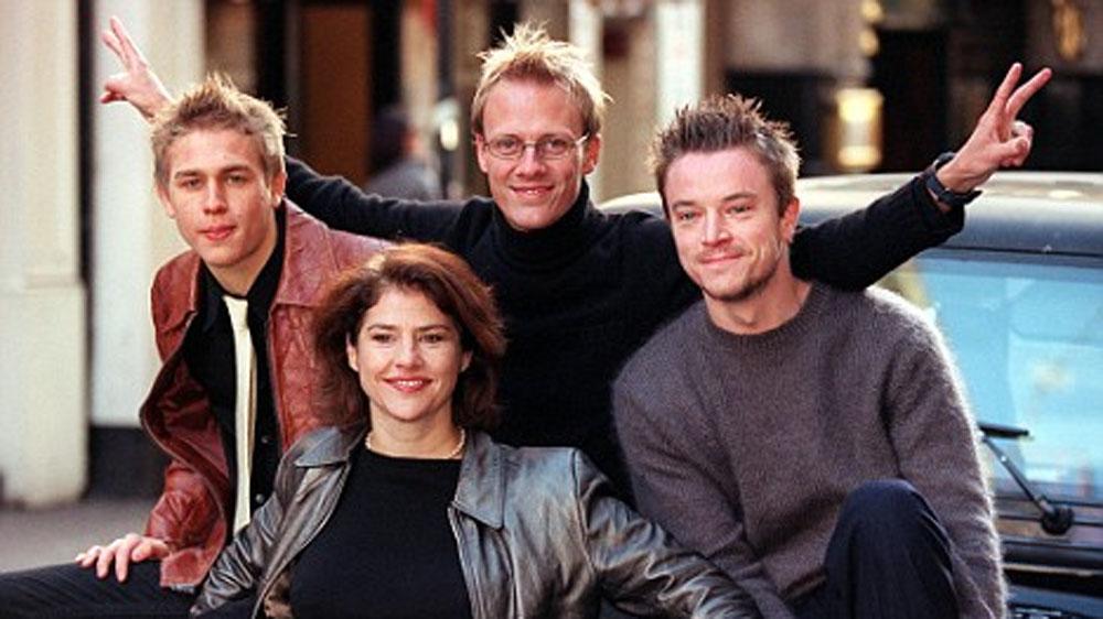 但是想结婚！BL漫画家的别扭婚活记 推荐视频