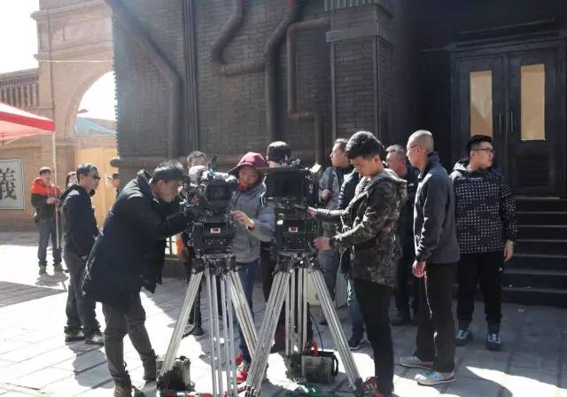 再见，残酷的世界 产品图片