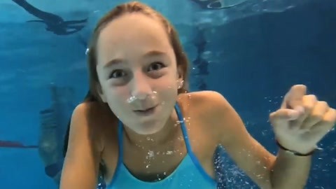 嚎笑捉鬼队 推荐视频