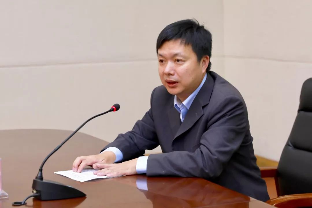 假面饭店 产品图片