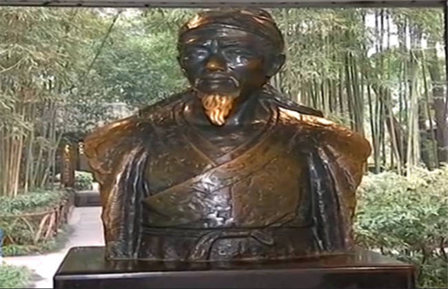 假装不正经 推荐视频