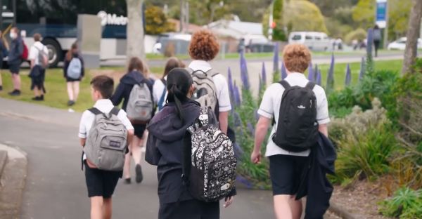 假日之旅 推荐视频