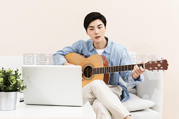 四平青年之浩哥大战古惑仔 推荐视频