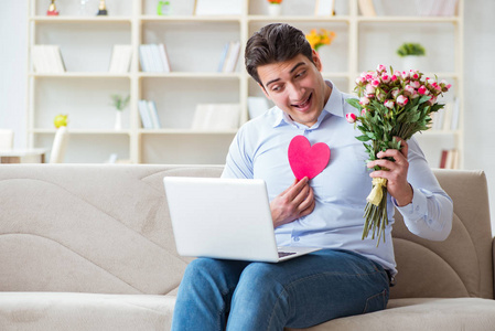 僵尸皇帝 推荐视频