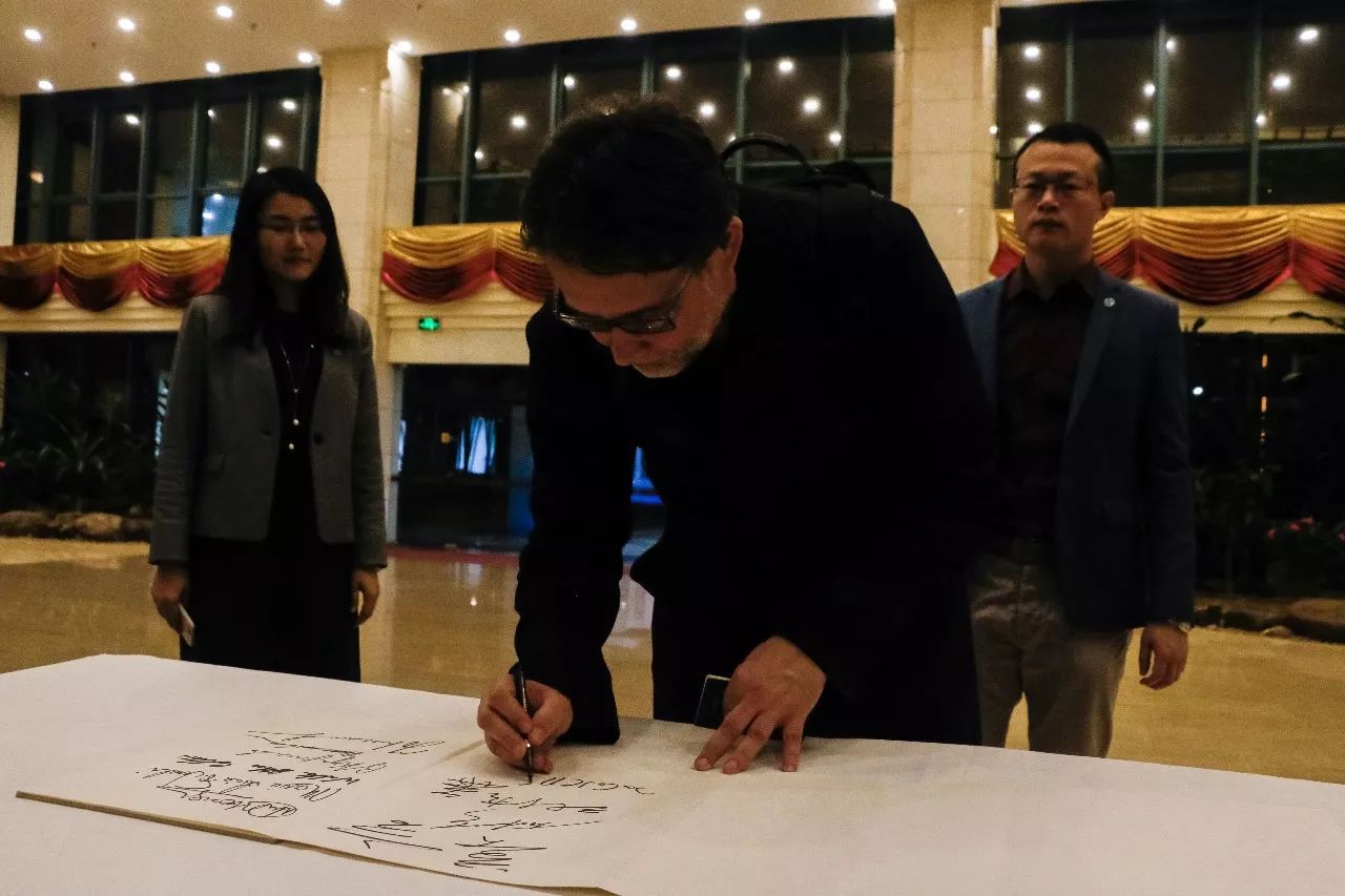 令人毛骨悚然的同居