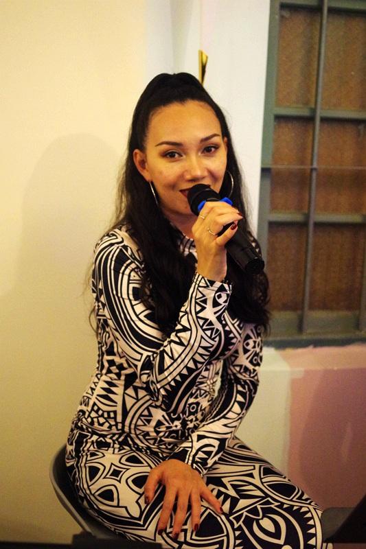 啼笑因缘 上 推荐视频