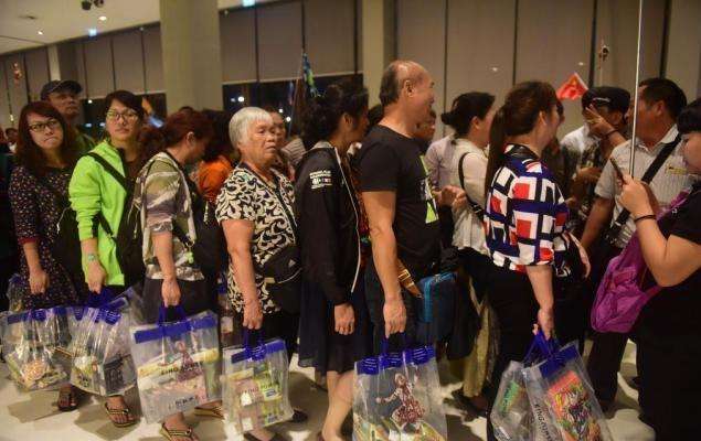 偷偷爱你 推荐视频