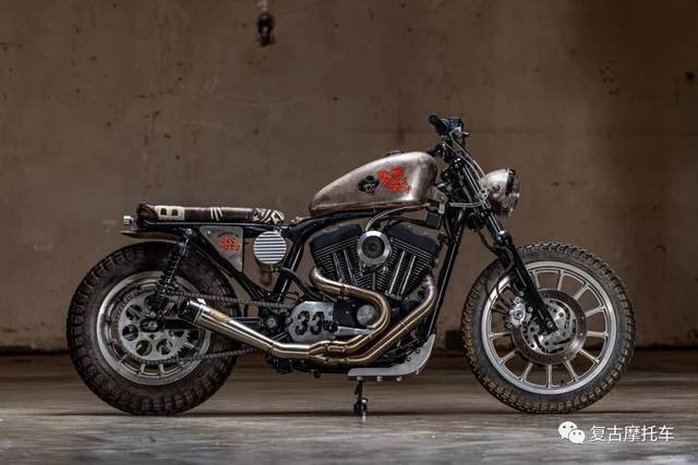 人蛇欲血战之与蛇共舞