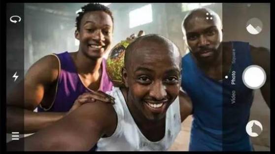 假面骑士极狐：4位王者与黑狐 推荐视频