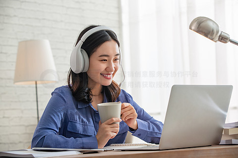 原以为命中注定的恋爱不会发生在我身上 推荐视频