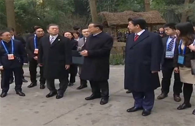 伊萨卡 推荐视频