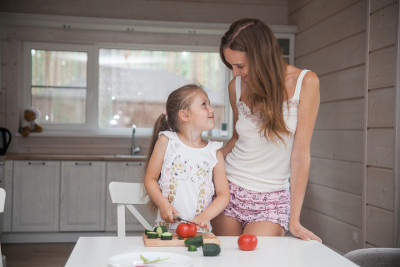 外星也难民：2024年万圣节特别篇 推荐视频