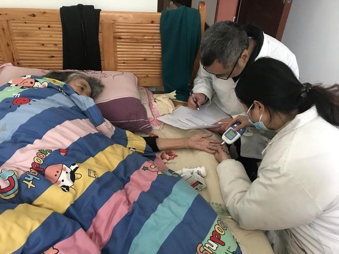 保持通话 推荐视频